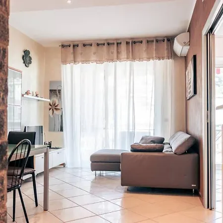 Apartment Casa Luca Flexyrent - Parking - A C - Wifi Rapallo