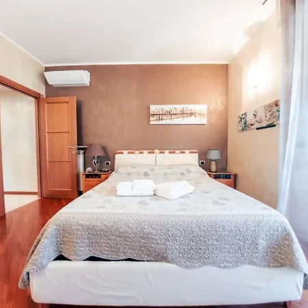 Apartment Casa Luca Flexyrent - Parking - A C - Wifi *