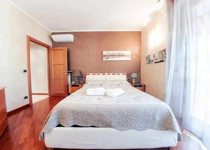 아파트 Casa Luca Flexyrent - Parking - A C - Wifi *